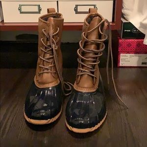 Sporto Ariel Duck Boots